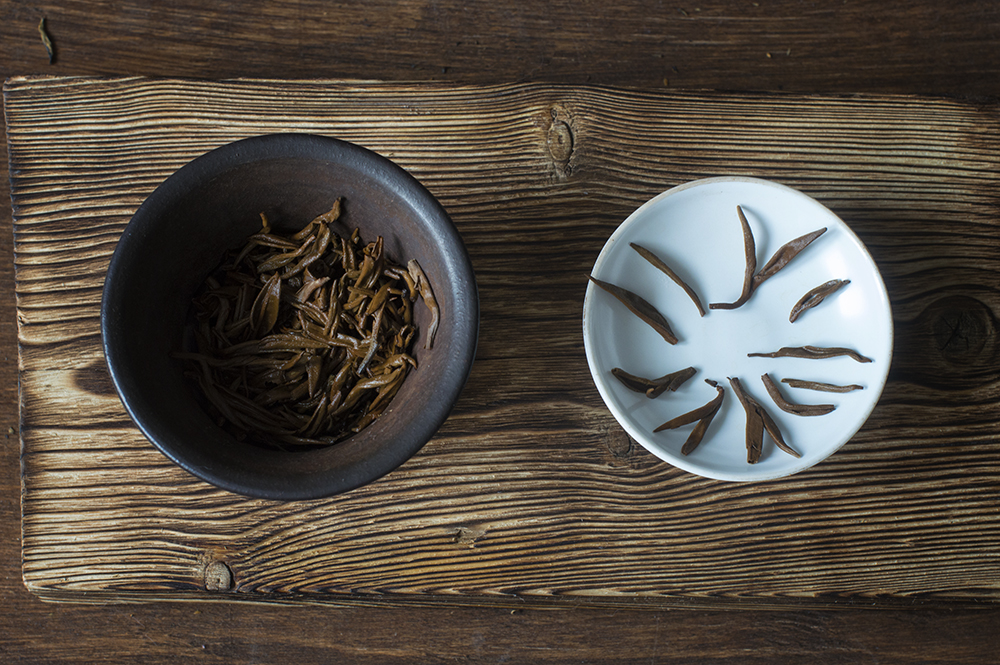 Дянь Хун золотой ворс фото