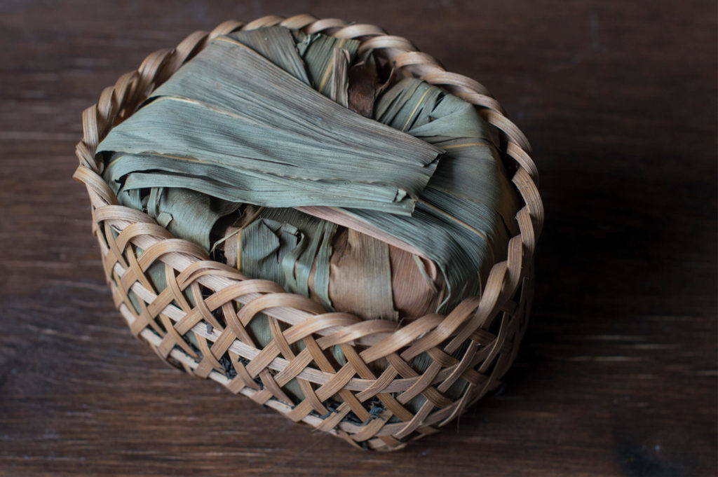 Хэй ча Люань 2003 год купить фото