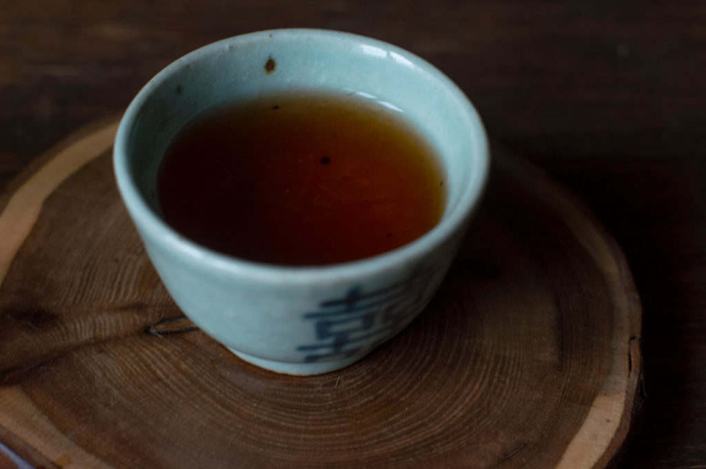 Люань Хэй Ча 2003 года настой фото