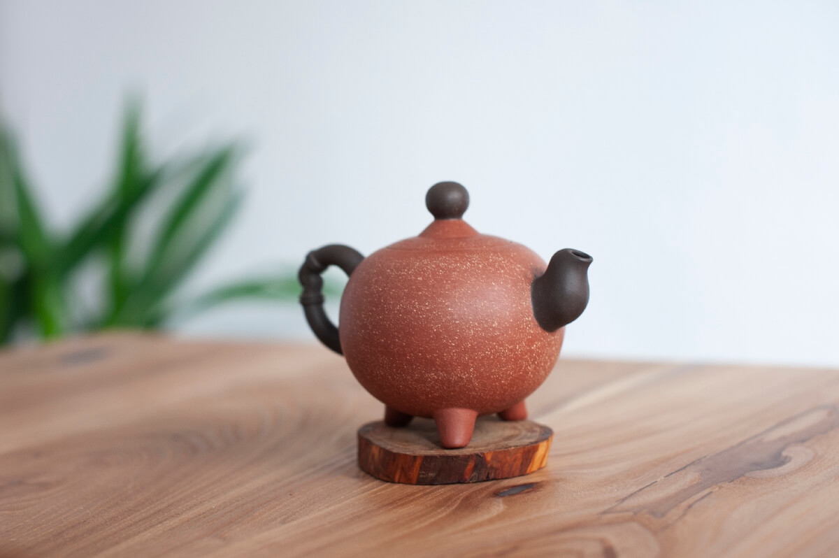 isin teapot18